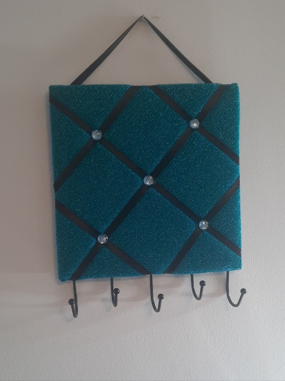 Teal Quilted Wall Organizer with Hooks - Unbranded